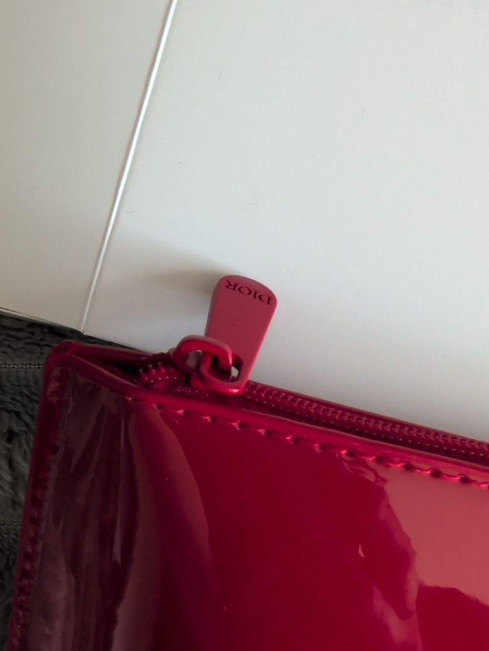 NIB Dior Glossy Red Patent Faux Leather CD Pouch - Picture 2 of 7